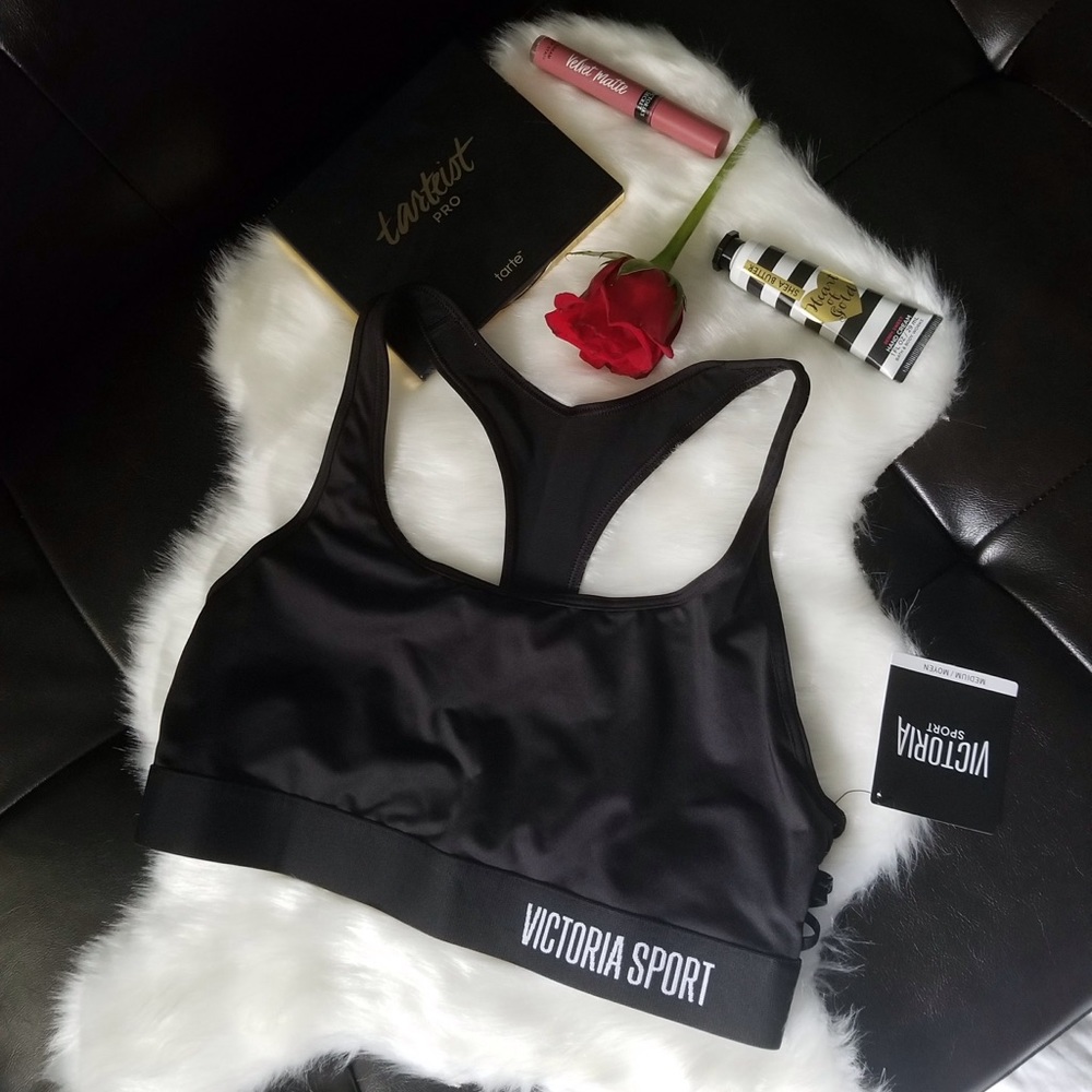 Player by Victoria's Secret sports